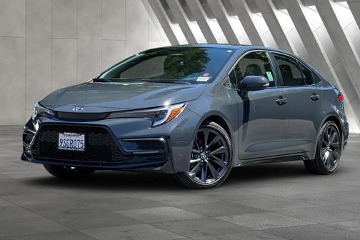 Underground 2025 Toyota Corolla SE