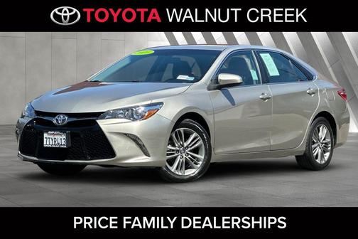 Creme Brulee Mica 2016 Toyota Camry SE