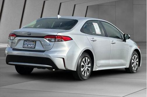 2021 Toyota Corolla Hybrid LE