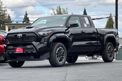 2025 Toyota Tacoma TRD Sport