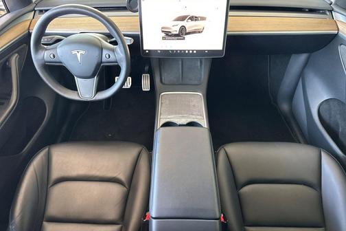 Pearl White Multi-Coat 2023 Tesla Model Y Performance Dual Motor All-Wheel Drive