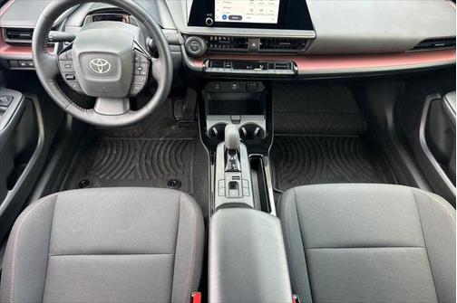 2024 Toyota Prius Prime SE