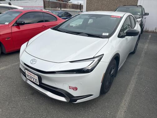 2024 Toyota Prius Prime SE