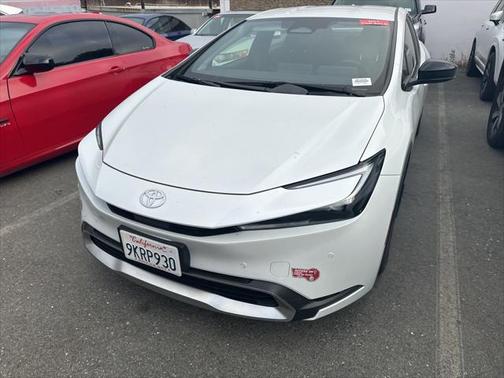 2024 Toyota Prius Prime SE