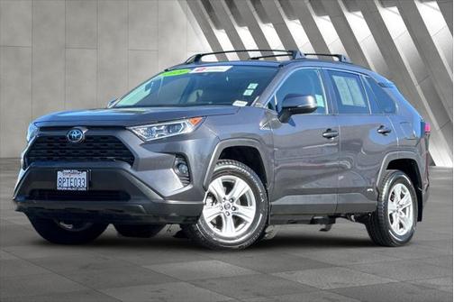 2020 Toyota RAV4 Hybrid XLE