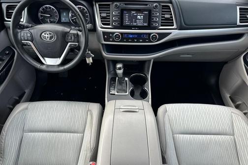 2015 Toyota Highlander LE Plus