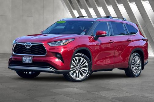 Pearl 2020 Toyota Highlander Hybrid Platinum