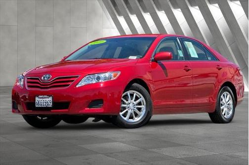 2010 Toyota Camry LE