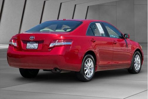 2010 Toyota Camry LE