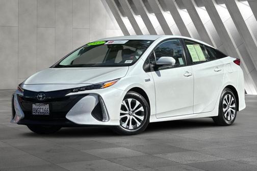 2021 Toyota Prius Prime LE