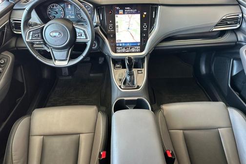 Ice Silver Metallic 2022 Subaru Outback Onyx Edition XT