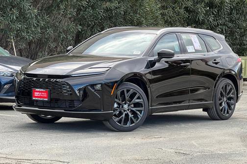 2025 Toyota Crown Signia Limited