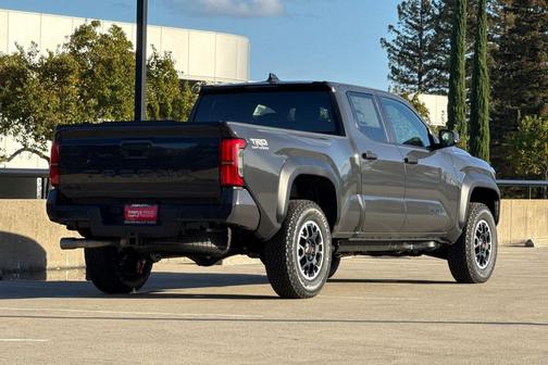 2025 Toyota Tacoma TRD Off-Road