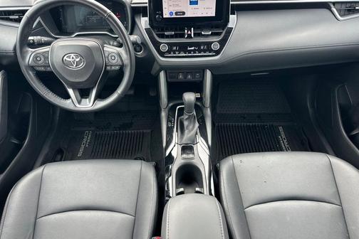 2023 Toyota Corolla Cross XLE