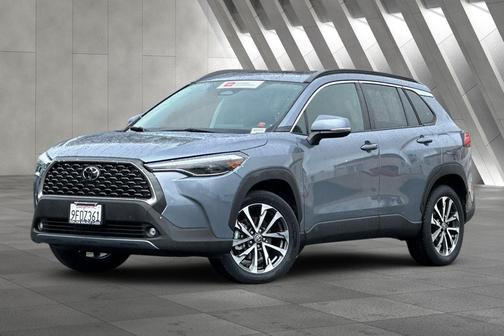 2023 Toyota Corolla Cross XLE