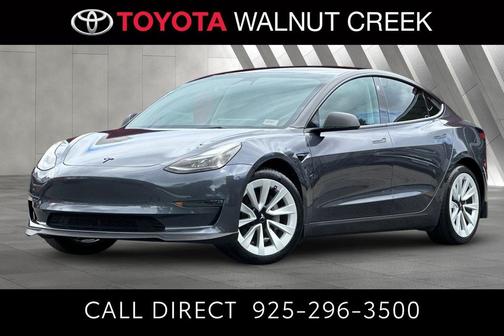 Midnight Silver Metallic 2023 Tesla Model 3 Standard Range