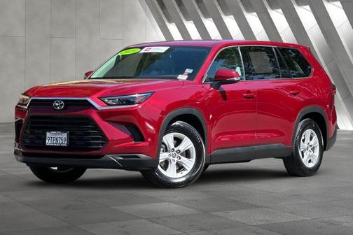 Ruby Flare Pearl 2025 Toyota Highlander Hybrid LE