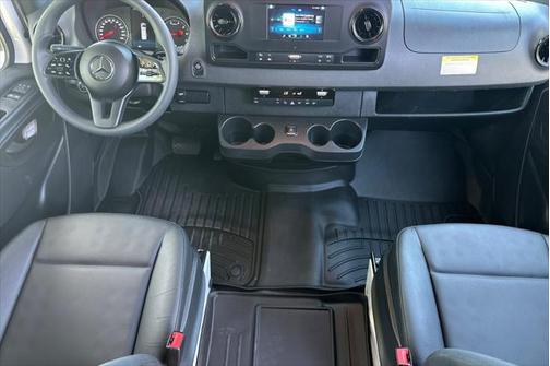 2023 Mercedes-Benz Sprinter 2500 Standard Roof