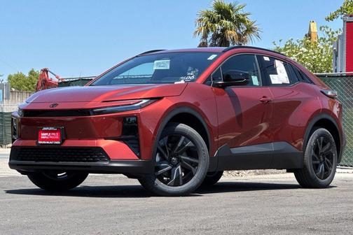 Tandoori 2026 Toyota C-HR SE