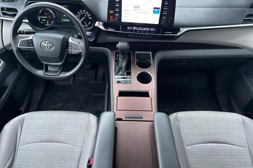 2021 Toyota Sienna LE