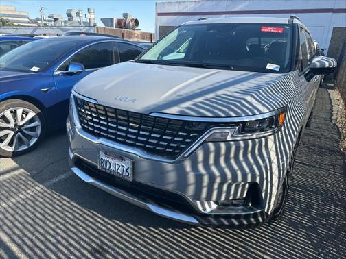 2022 Kia Carnival SX