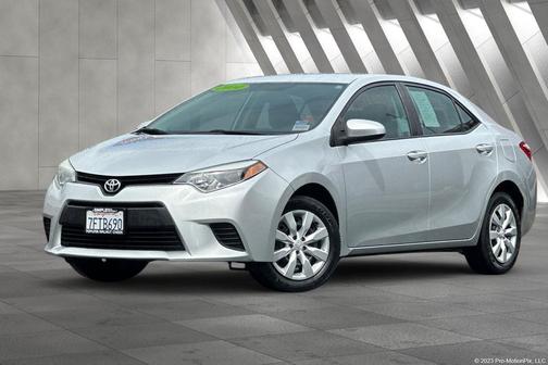 Classic Silver Metallic 2014 Toyota Corolla LE