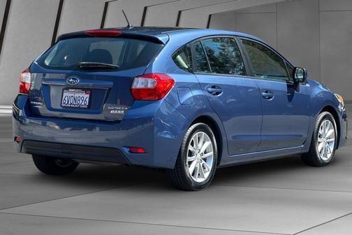 2012 Subaru Impreza 2.0i Premium