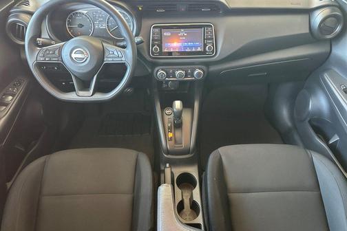 Super Black 2023 Nissan Kicks S
