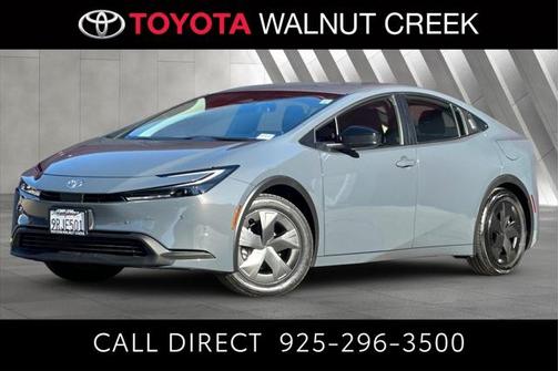 2024 Toyota Prius LE