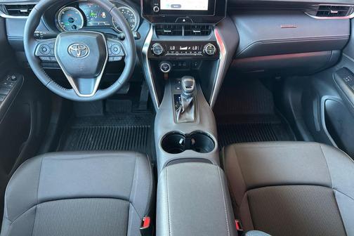 2023 Toyota Venza LE
