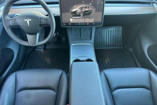 2025 Tesla Model Y Long Range Dual Motor All-Wheel Drive