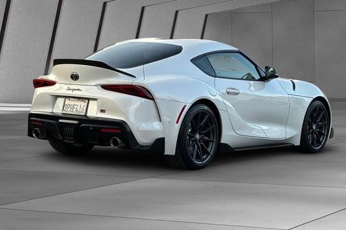 2024 Toyota Supra 3.0 Premium