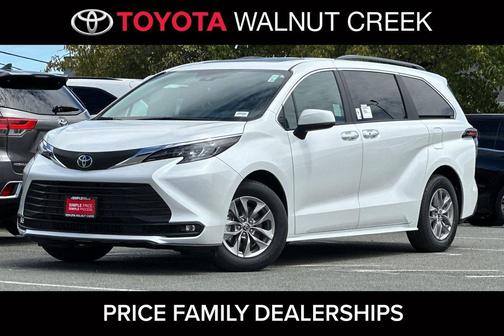 Wind Chill Pearl 2026 Toyota Sienna XLE