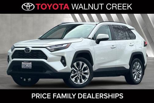 2022 Toyota RAV4 XLE Premium