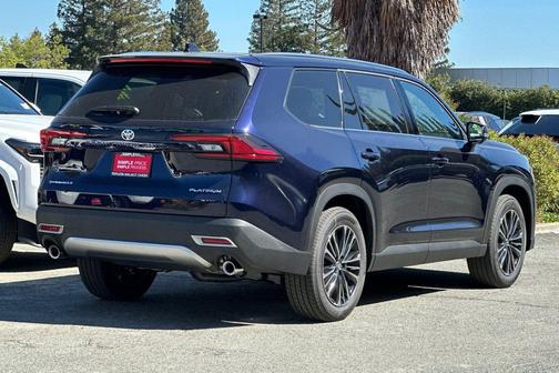 2026 Toyota Grand Highlander Hybrid Platinum MAX