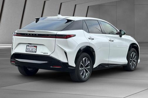 2023 Lexus RZ 450e 450e Premium