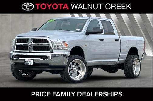 2017 RAM 2500 Tradesman Crew Cab 4x4 6'4' Box