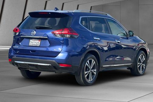 2017 Nissan Rogue SL