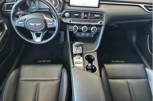 2022 Genesis G70 2.0T RWD