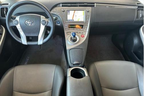 2014 Toyota Prius Plug-in Advanced