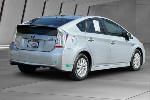 2014 Toyota Prius Plug-in Advanced