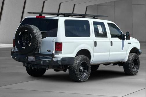 2005 Ford Excursion XLT