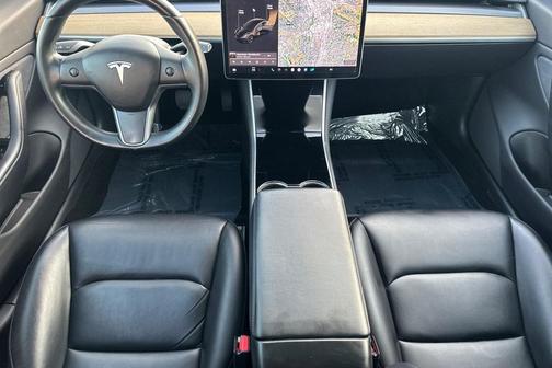 2019 Tesla Model 3 Standard Range Plus