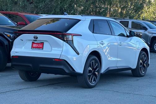 2026 Toyota bZ XLE Plus