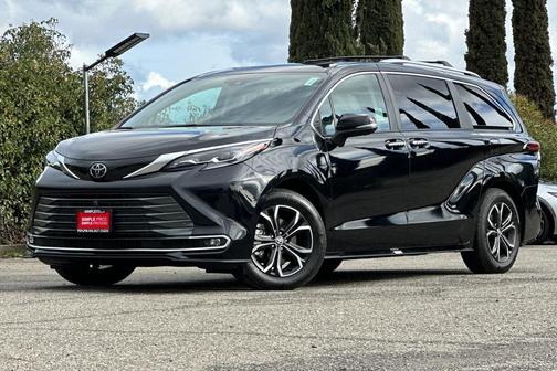 2026 Toyota Sienna Platinum