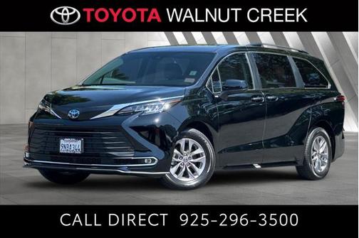 2023 Toyota Sienna XLE 8 Passenger
