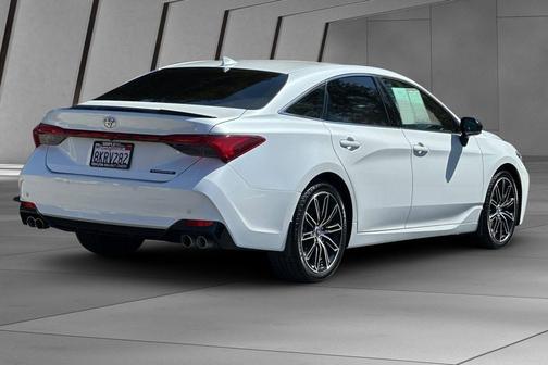 2019 Toyota Avalon Touring