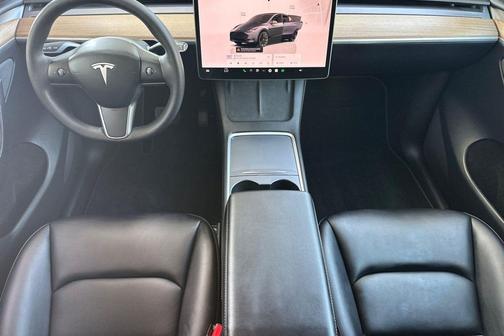 Midnight Silver Metallic 2023 Tesla Model Y Long Range