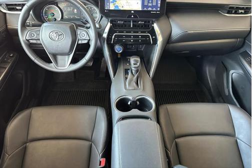 2022 Toyota Venza XLE