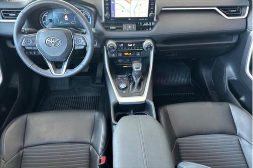 2022 Toyota RAV4 Hybrid SE
